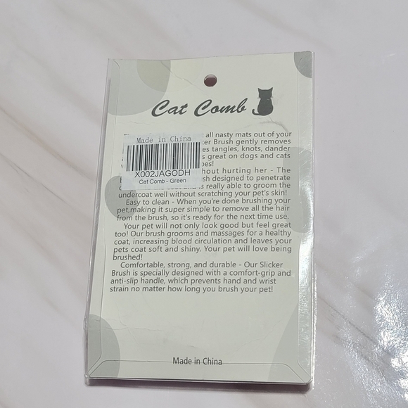 Pets CAT OR SMALL DOG COMB NEW - Picture 2 of 2